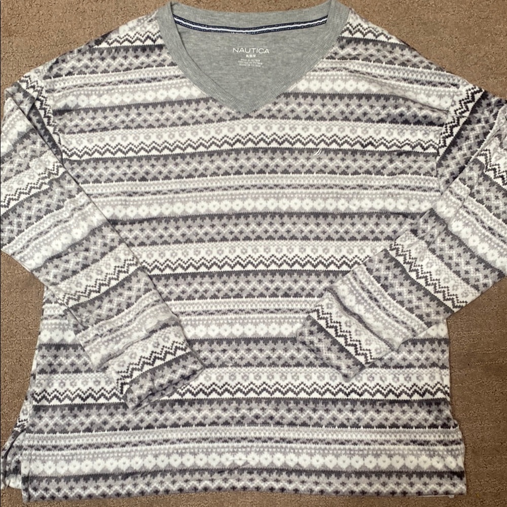 Nautica Medium Gray and White V-Neck Top with Stripes Cozy Athleisure